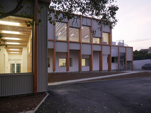 法国学校 Les Calades / NAS architecture - 建筑图, 表皮, 具体的