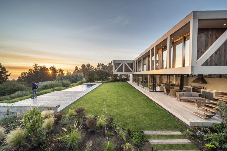 Casa 165 / PAR Arquitectos - Fotografía exterior, Jardín, Patio interior