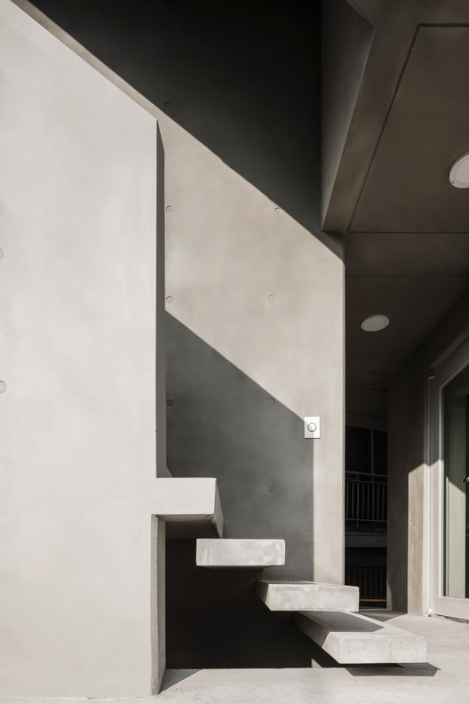 Slit House / Architects H2L Slit House / Architects H2L - Fotografia de Interiores, Banheiro, Concreto