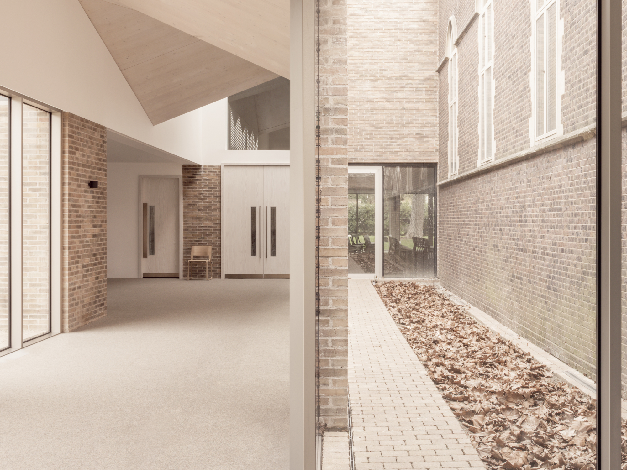 Galería de Iglesia Drayton Green / 8