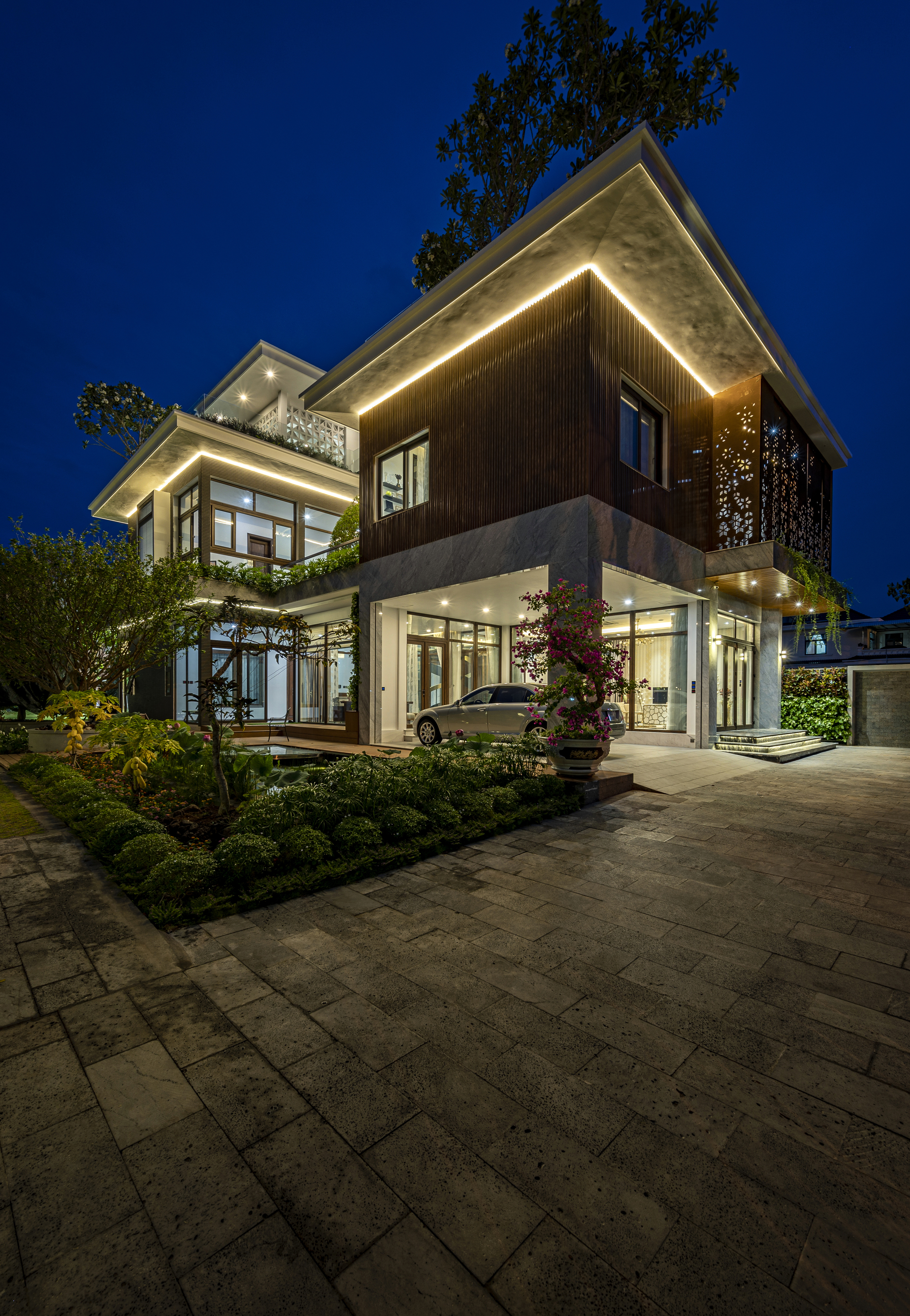 Galeria de Residência KVilla+ / Space + Architecture 9