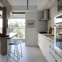 TG 公寓 / Ana Sawaia Arquitetura - 室内图, 公寓室内设计, 厨房, 台面