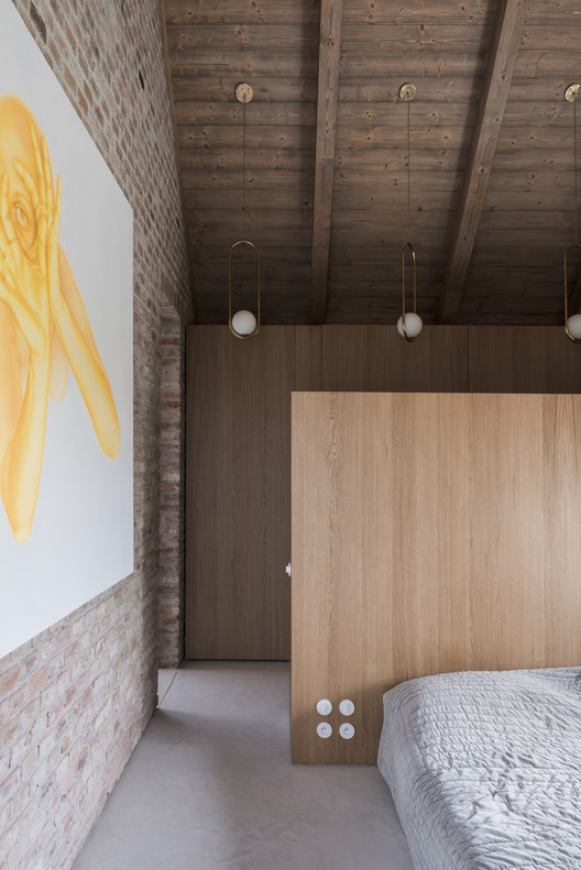 House V / Martin Skoček - Interior Photography, Bedroom, Wood, Beam