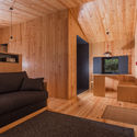 葡萄牙乡村民宿改造 / M-Arquitectos  - 室内图, 起居室, 木头