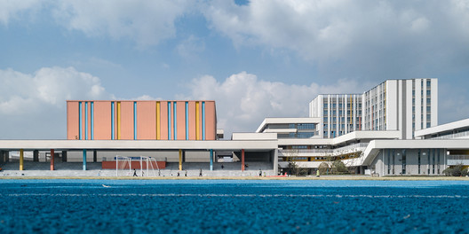 Ningbo Hanvos School / DC Alliance Ningbo Hanvos School / DC Alliance - Exterior Photography, Facade