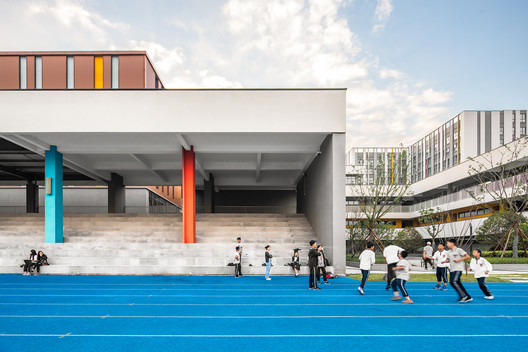 Ningbo Hanvos School / DC Alliance Ningbo Hanvos School / DC Alliance - Exterior Photography, Stairs