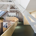 Upfield Office The Attic / JDWA - Interior Photography, Offices Interiors, Stairs, Facade, Handrail