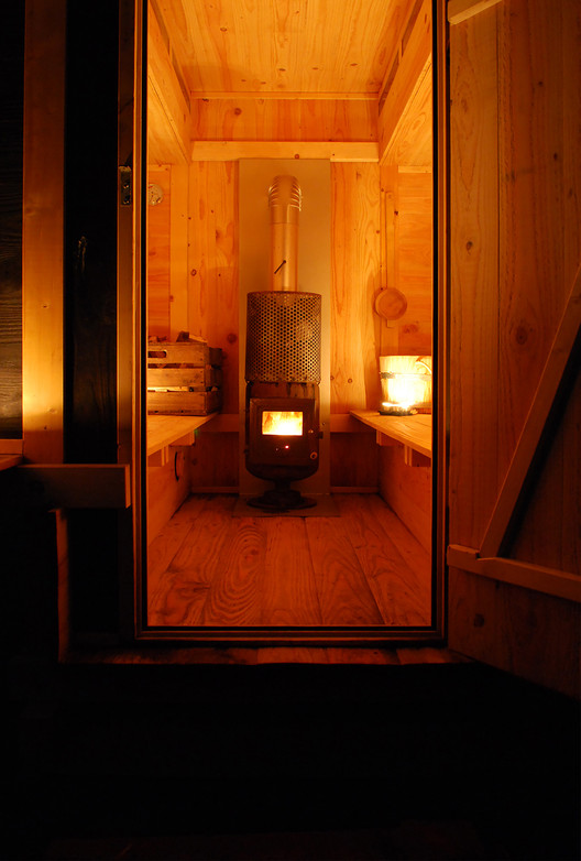 “Schwitzhütte” Sweat Lodge / Paul Johann Magnus - Arkitektur & Håndverk - Interior Photography, Wood