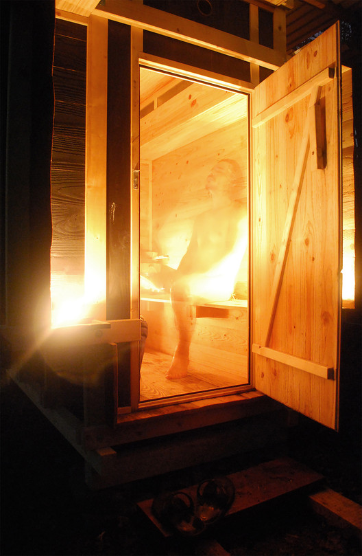 “Schwitzhütte” Sweat Lodge / Paul Johann Magnus - Arkitektur & Håndverk - Interior Photography, Wood