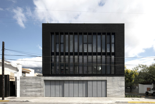 Architecture in Mexico: Houses to Understand the Territory of Monterrey, Nuevo León - Image 38 of 41