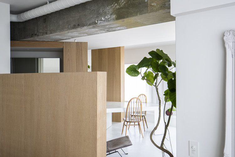 Apartamento ROOM 403 / KIRI Architects - Fotografia de Interiores, Madeira