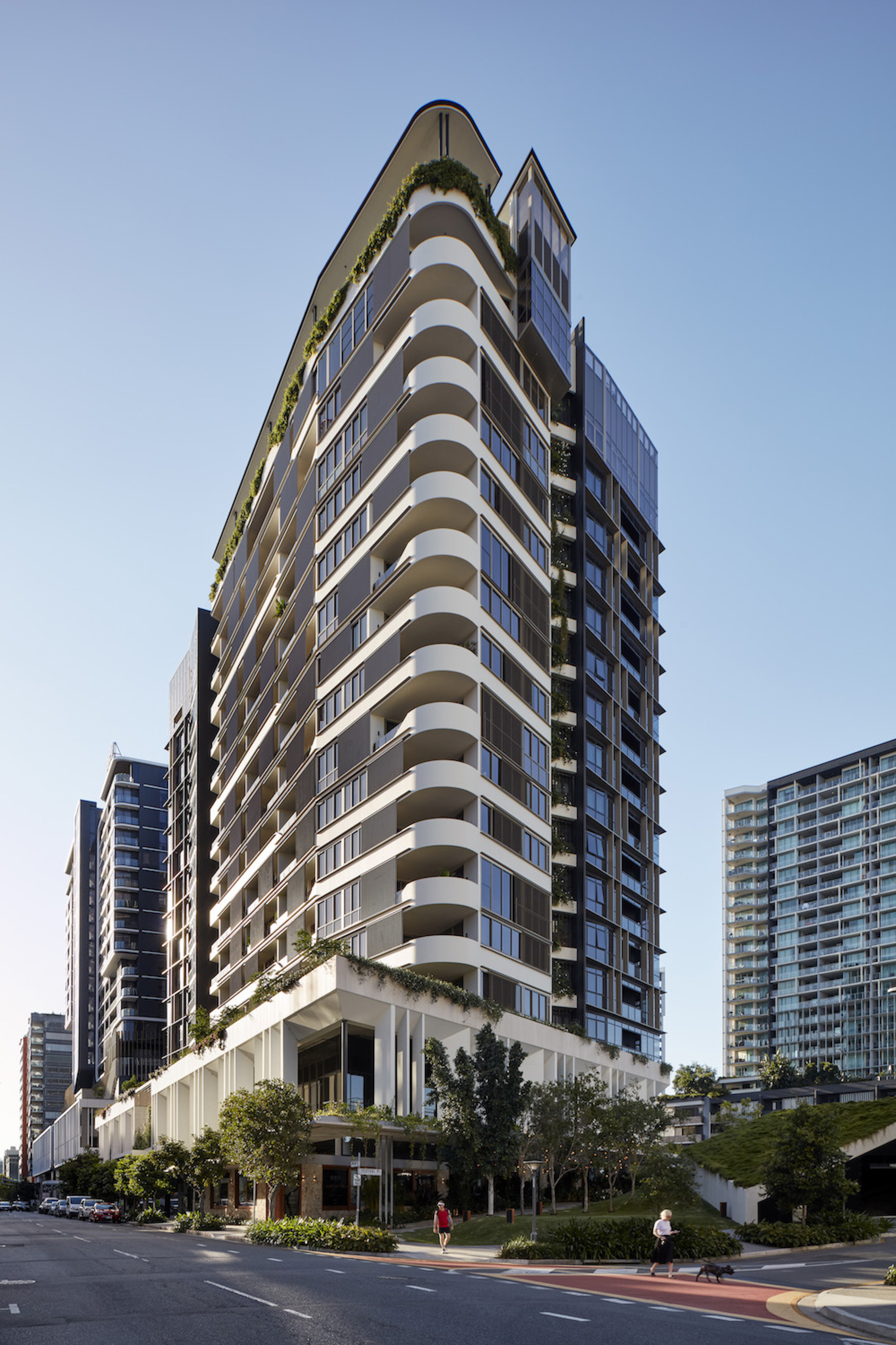 Gallery of Lucent Apartment Building / Plazibat Architects - 3