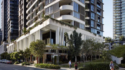 Lucent Apartment Building / Plazibat Architects