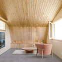 Studio Diagonal Reception and Studio / Madeiguincho - Interior Photography, Windows, Table