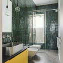 Apartamento TP3 / Atelierzero + Tommaso Giunchi - Fotografia de Interiores, Banheiro, Vidro