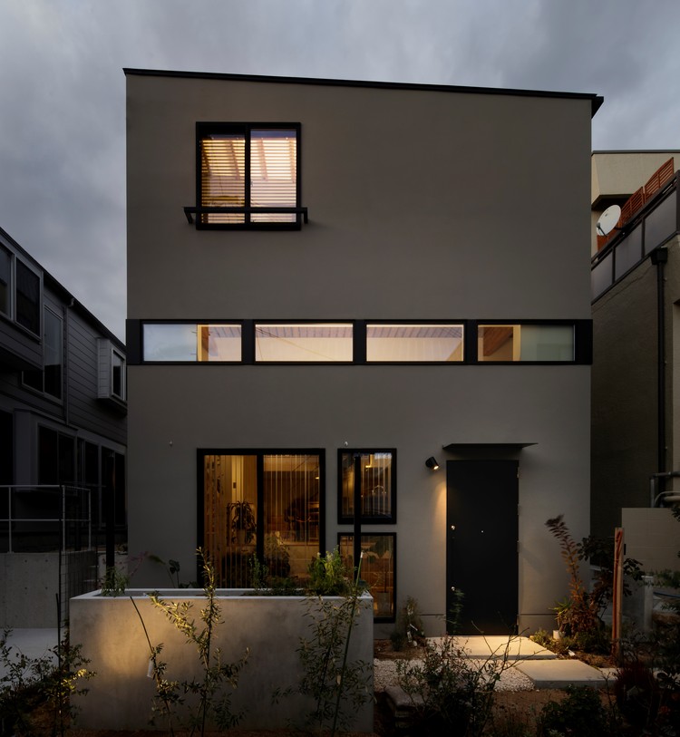 神户小屋，一家人吃饭的家 / Peak Studio - 更多图片