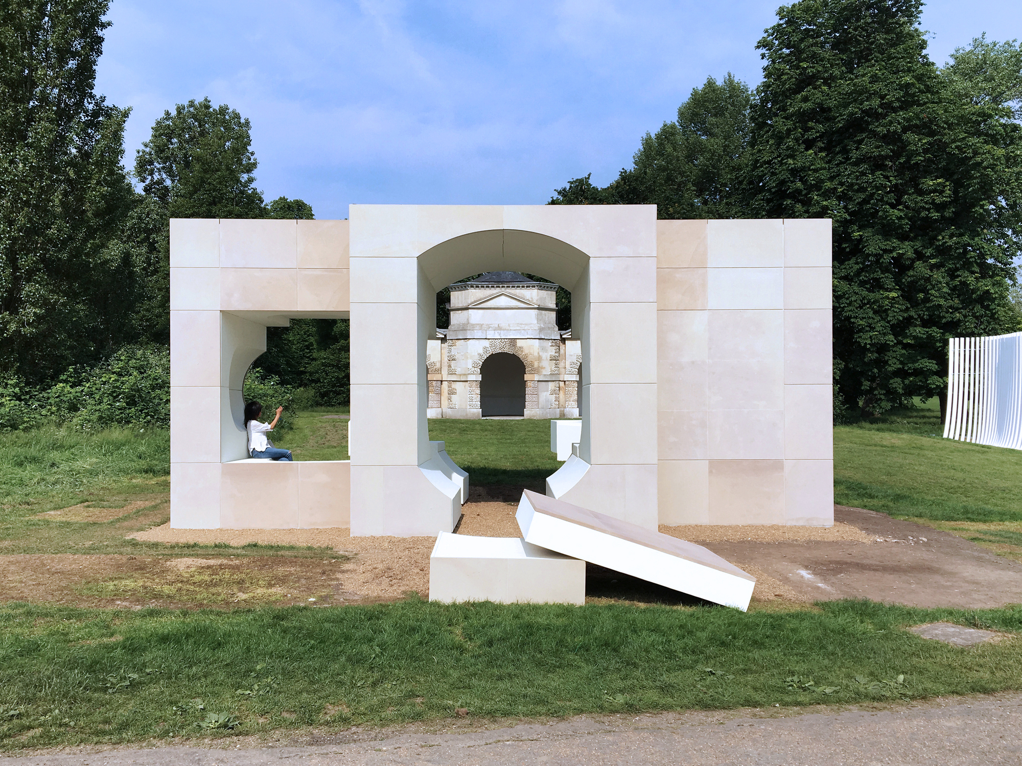 Gallery of Serpentine Summer House Installation / NLÉ 1