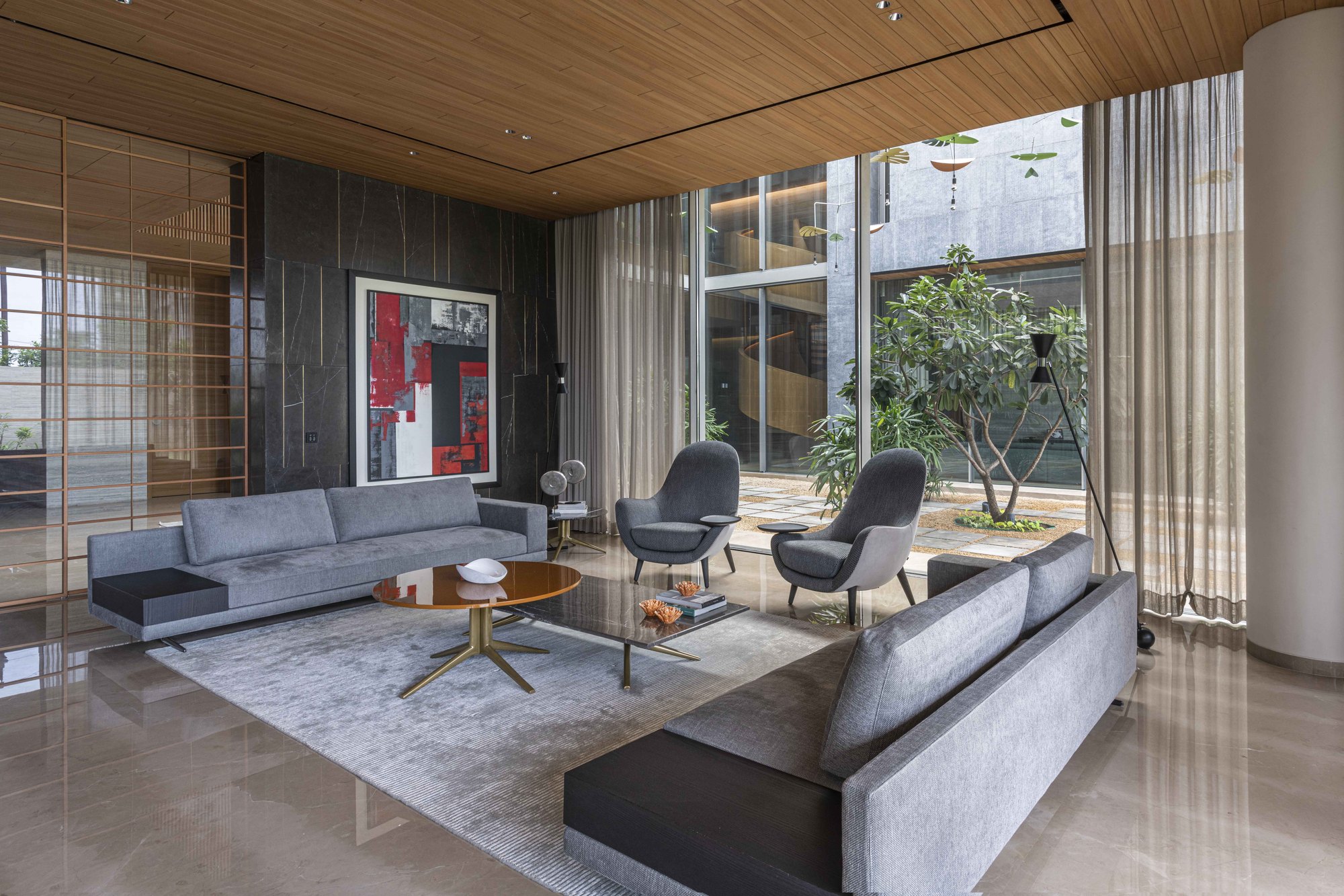 Gallery of HHouse / Co.lab Design Studio 17