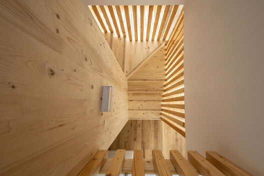 科隆 11 号大楼 / Edifico Arquitetura - 室内图, 楼梯, 木头