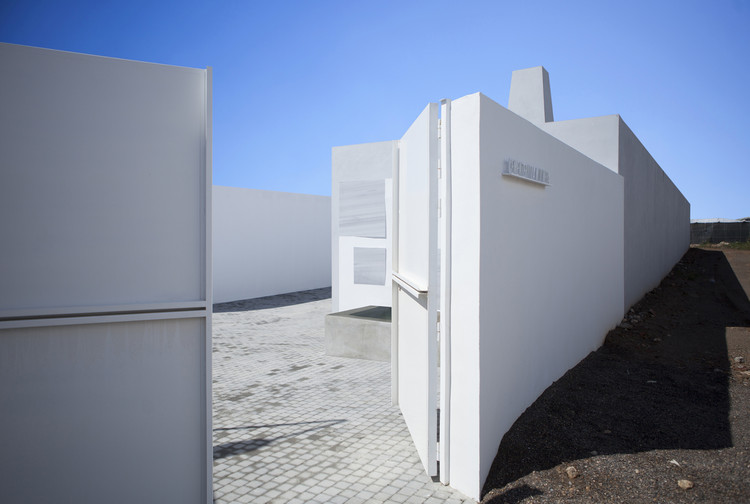 Extension of the Cemetery of La Mojonera  / Palenzvela Taller de Arquitectura - Exterior Photography, Concrete