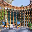 Moon House / SAV Architecture + Design - Exterior Photography, Chair, Patio, Courtyard