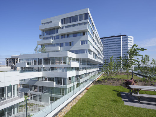 Edifício MicroCity Het Platform / VenhoevenCS - Fotografia de Exterior, Fachada