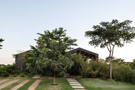 Casa Jordão / FGMF - Imagen 23 de 25