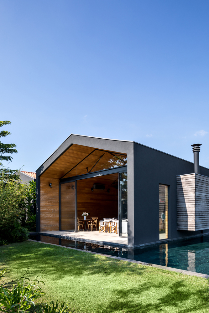Casa Jordão / FGMF - Fachada, Viga
