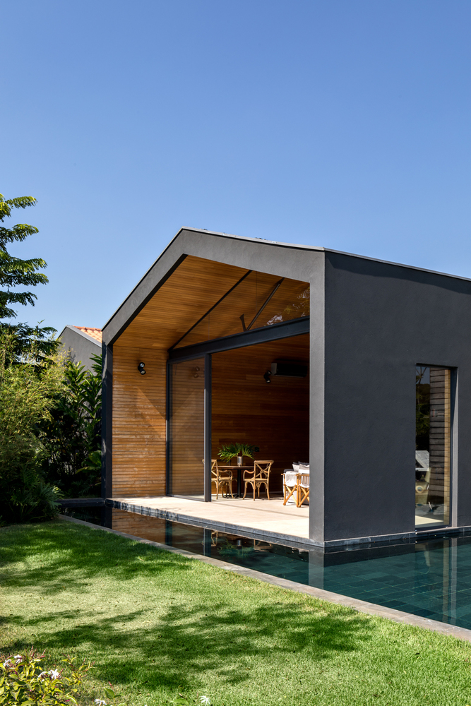 Casa Jordão / FGMF - Jardim, Fachada, Porta
