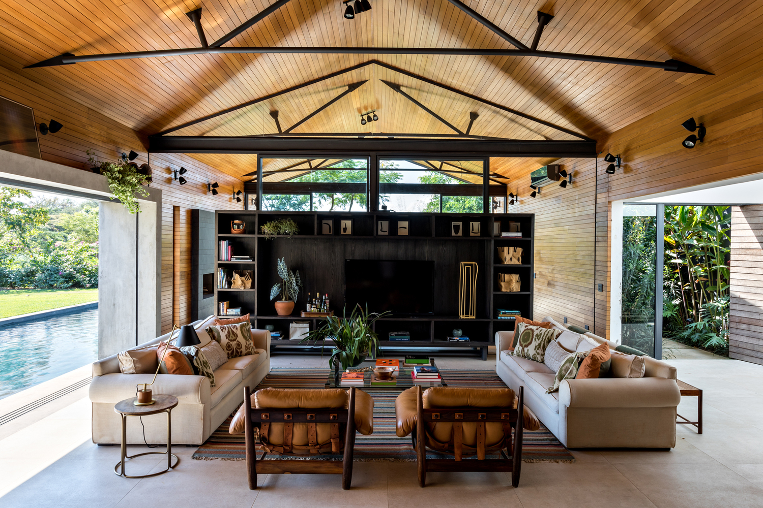 Casa Jordão / FGMF - Terraço, Viga, Mesa, Cadeira