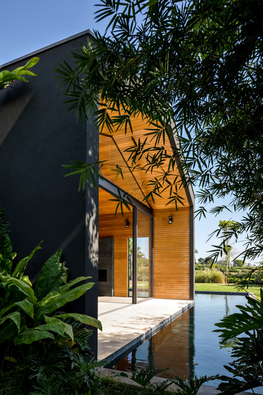 Casa Jordão / FGMF Casa Jordão / FGMF - Imagen 3 de 25