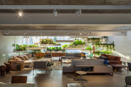 Loja Líder  / FGMF - Fotografia de Interiores, Sala de Estar, Mesa, Cadeira