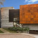 Casas en Brasil: 10 ejemplos con acero corten - Image 8 of 4