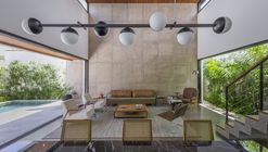 Cajás House / Aguirre Arquitetura