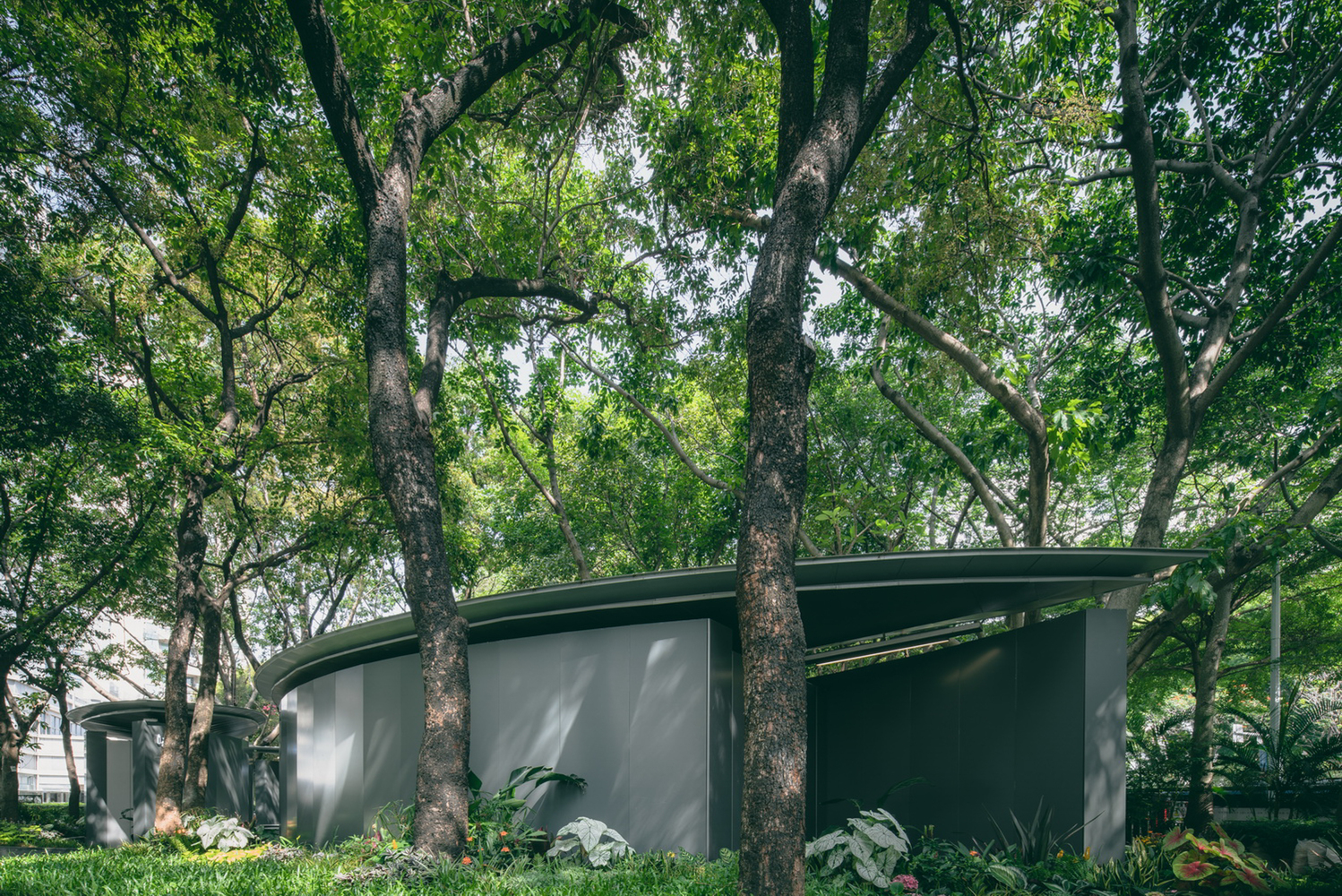 Gallery of Nantou Public Toilet / Edge Studio 10