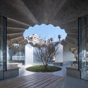 Net-Pool Café / TJAD Original Design Studio - Interior Photography, Glass, Arch, Concrete, Courtyard, Column