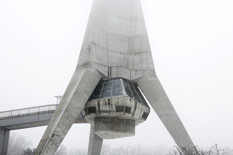 Arquitetura futurista dos anos 70: imagens de um mundo moderno que mais parece ficção científica - Imagem de Destaque