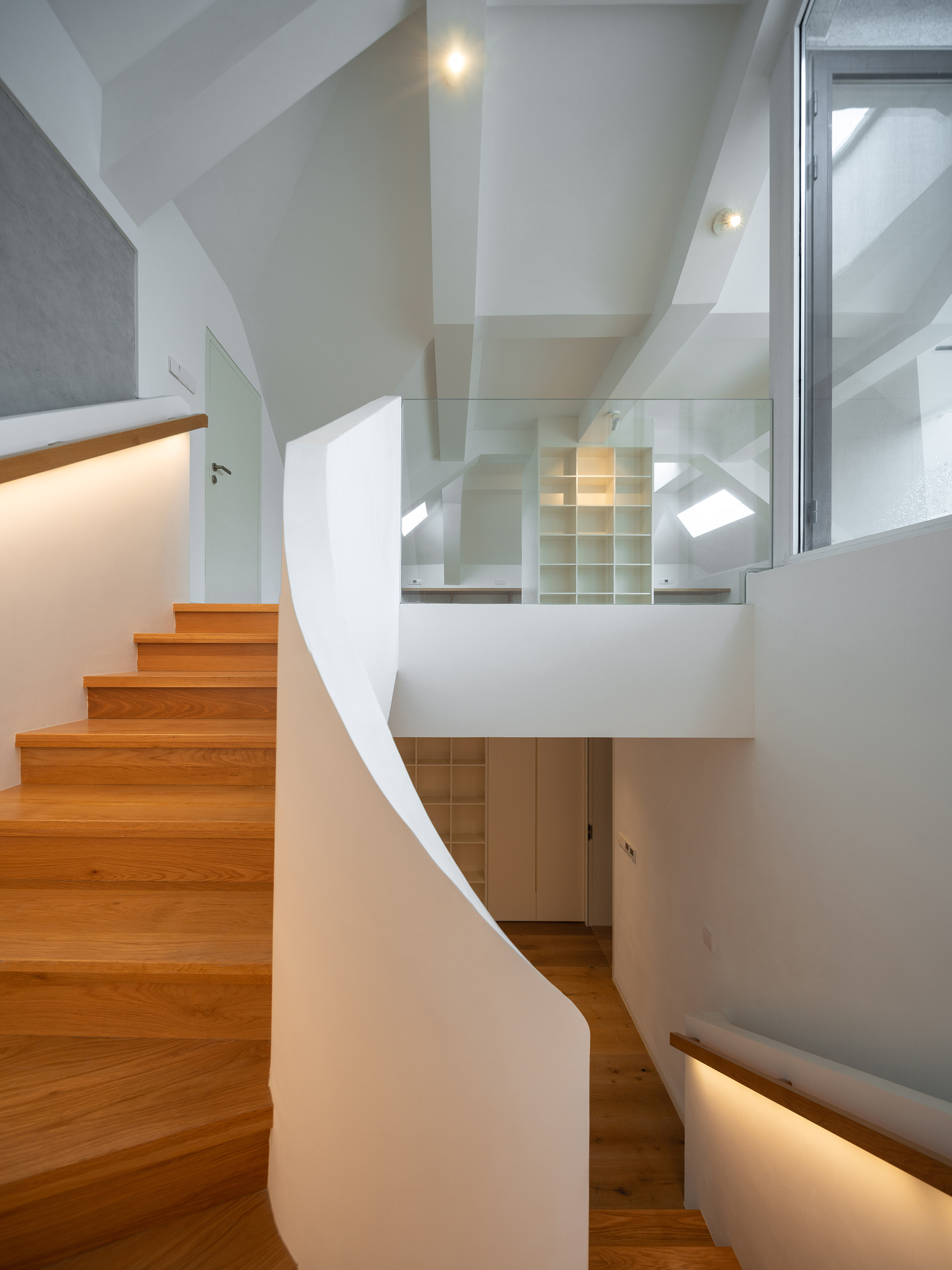 画廊 杭州别墅 Spiral Villa / 堤由匡建筑设计工作室 - 3