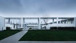 集装箱校园，江心洲临时安置学校项目 / 南京大学建筑划设计研究院