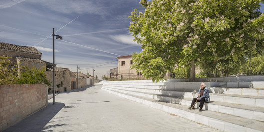 Remodelação da Praça Maior de Ódena / SCOB - Fotografia de Exterior