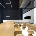 OPPO北京超级旗舰店 / 东仓建设 - 室内图, 商店