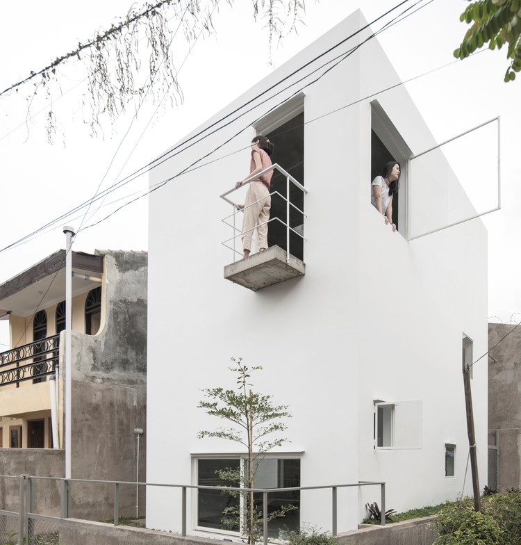 4x6x6 House / dua studio - More Images