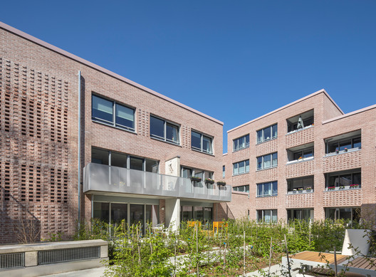 Residential Quarter FRML  / MS PLUS ARCHITEKTEN Bücker Holling Schwager PartGmbB - Windows, Facade