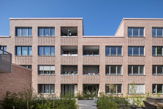 Residential Quarter FRML  / MS PLUS ARCHITEKTEN Bücker Holling Schwager PartGmbB - Windows, Facade