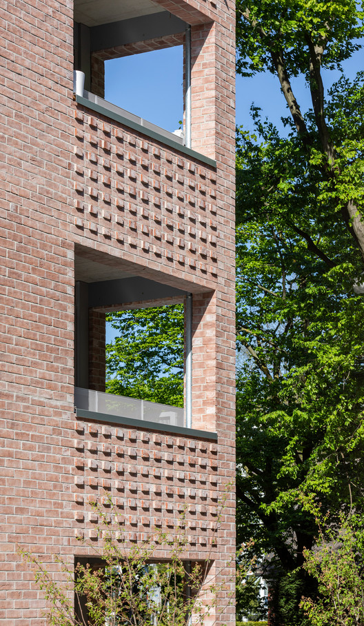 Residential Quarter FRML  / MS PLUS ARCHITEKTEN Bücker Holling Schwager PartGmbB - Windows, Brick