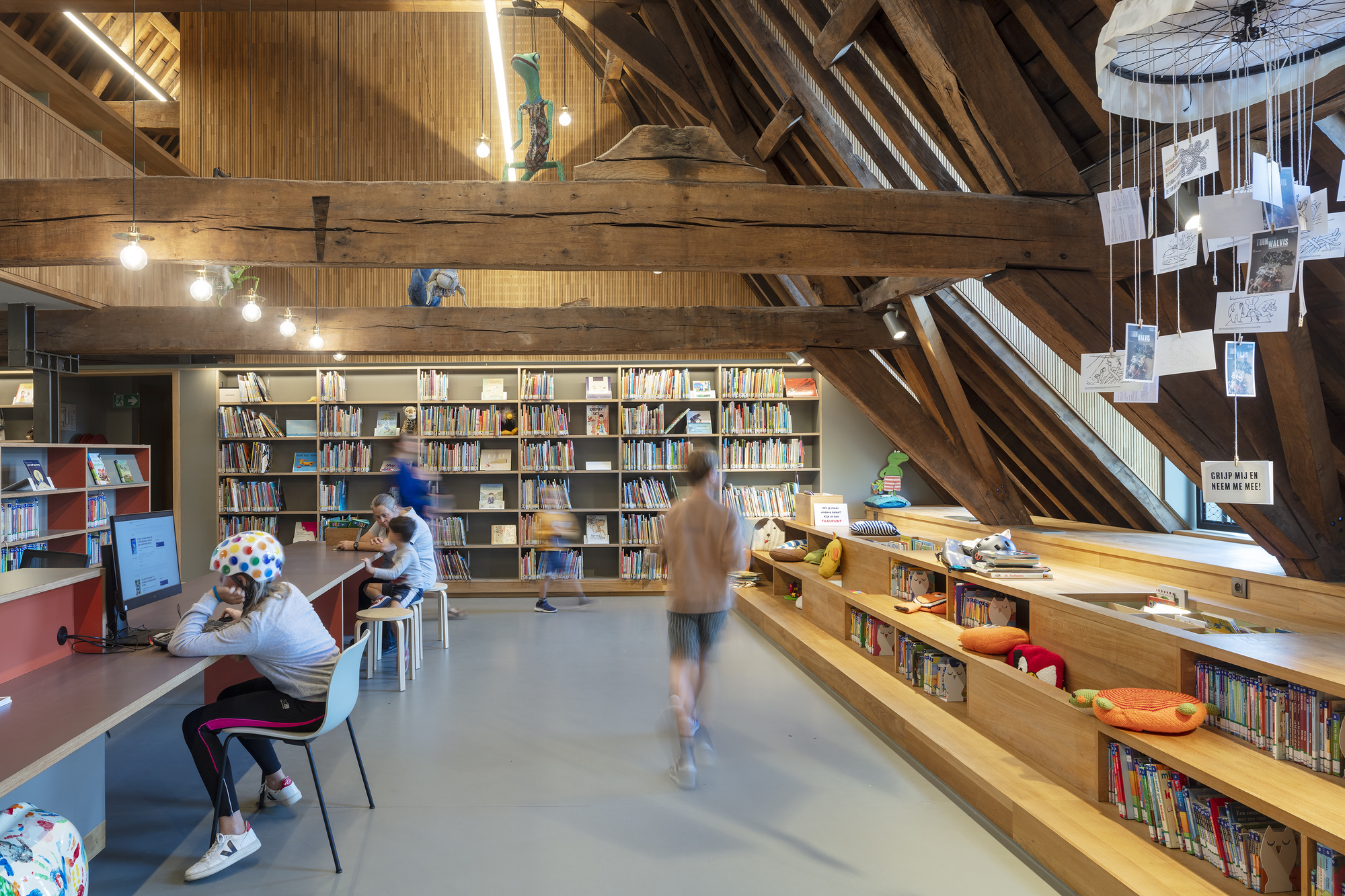 Gallery of City Library Het Predikheren / Korteknie Stuhlmacher ...