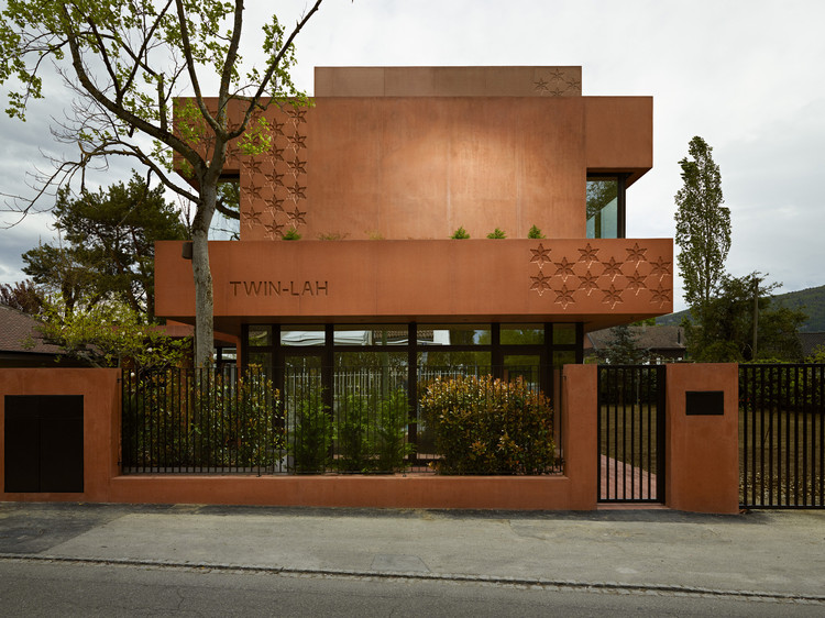 The Twin-Lah Residence / G8A Architecture & Urban Planning + ColliNFontaine architectes - Exterior Photography, Facade