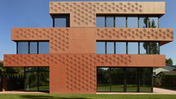 The Twin-Lah Residence / G8A Architecture & Urban Planning + ColliNFontaine architectes