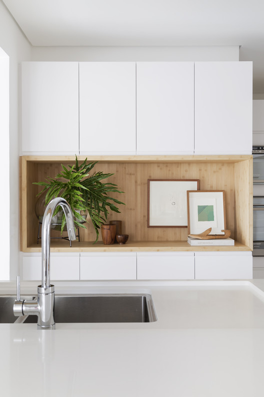 Aurélia Kitchen / Renato Mendonça Arquitetura - Interior Photography, Kitchen, Glass