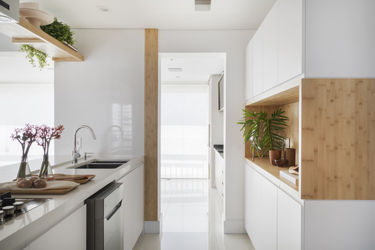 Aurélia Kitchen / Renato Mendonça Arquitetura - Interior Photography, Kitchen, Wood